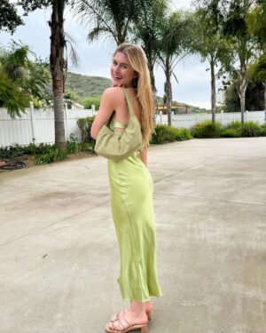 Brooke Elizabeth Butler Instagram - turns out weddings are really cute