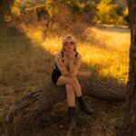Brooke Elizabeth Butler Instagram - i’m giving away 4 cassette players, custom tapes with “don’t want to be your friend” on them along with 2 unreleased songs of mine and 4 signed copies of my cover art!! presave “don’t wanna be your friend” & comment an orange heart 🧡 for a chance to win!