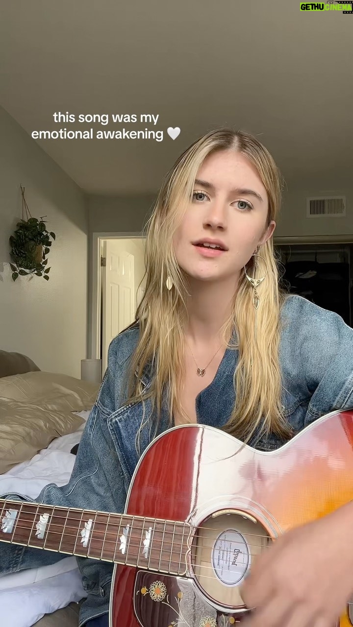 Brooke Elizabeth Butler Instagram - if you love this song, we’d probably love eachother ♥️