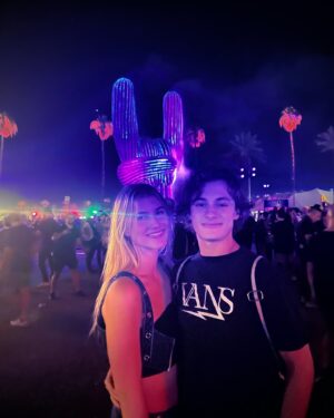 Brooke Elizabeth Butler Instagram - 🤘
