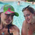 Brooke Shields Instagram - Look who came to visit mom ❤️ best few days with my birthday girl. I still can’t believe she’s 20 🌴🧘‍♀️🍹🥭