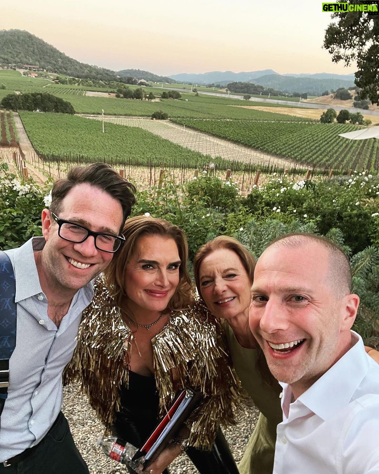Brooke Shields Instagram - Tonight’s the night!! “Previously Owned by Brooke Shields” opens at @cafecarlyle 💛 Residency runs from 9/12-9/23. Who’s coming?! Photos from our premiere in Napa at @bwayandvine! 🍷🍇