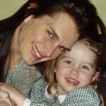 Brooke Shields Instagram - Happy birthday to my Rowan 💛 20 years ago today you made me a mama. You're beautiful, smart, kind, brave, and hilarious... you inspire me every single day. I'm so proud of you, baby girl! I love you!!