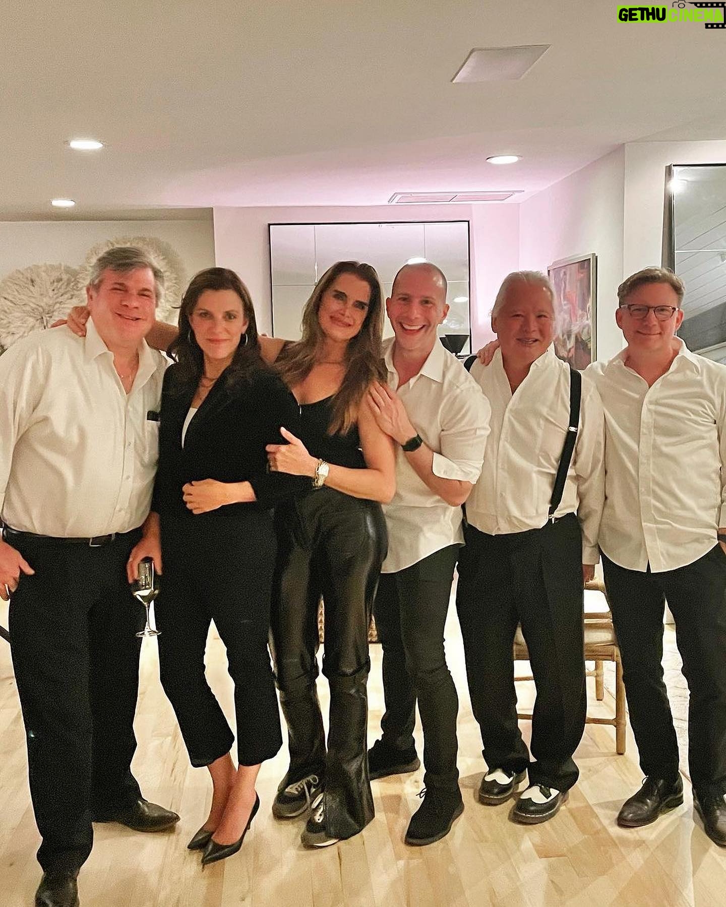 Brooke Shields Instagram - Tonight’s the night!! “Previously Owned by Brooke Shields” opens at @cafecarlyle 💛 Residency runs from 9/12-9/23. Who’s coming?! Photos from our premiere in Napa at @bwayandvine! 🍷🍇