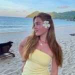 Brooke Shields Instagram - Happy birthday to my Rowan 💛 20 years ago today you made me a mama. You're beautiful, smart, kind, brave, and hilarious... you inspire me every single day. I'm so proud of you, baby girl! I love you!!