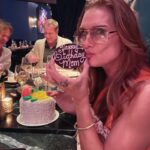 Brooke Shields Instagram - birthday dinner at @9jonesnyc ❤️🎂🥳 thank you for all of the bday wishes!!! @iegroupnyc