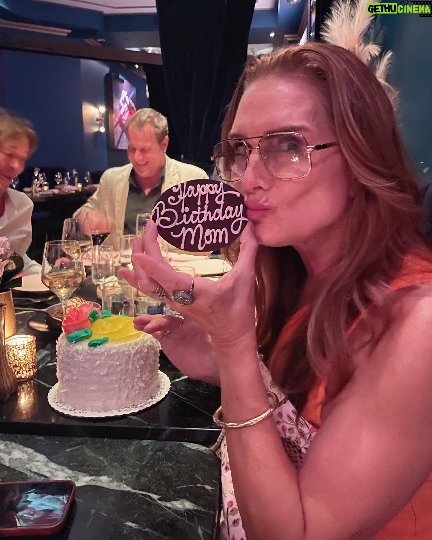 Brooke Shields Instagram - birthday dinner at @9jonesnyc ❤️🎂🥳 thank you for all of the bday wishes!!! @iegroupnyc