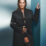 Brooke Shields Instagram - What an honor to be on the cover of @thezoereport ✨ we talked all about #motherofthebride (coming out TOMORROW on @netflix) and how good it felt to get to be funny again. Read the full article at the link in my bio… one of my favorites in a long time!! Author: @evanrosskatz Photographer: @calebandgladys Stylist: @tiffanyreid Set Designer: @nostudionyc Hair: @sky.kxm Makeup: @makeurmark Manicure: @nailsbymamie Talent Bookings: @specialprojectsmedia Video: @xcalabre @rebhalf Photo Director: @heartattackack Editor in Chief: @kathyglee SVP Fashion: @tiffanyreid SVP Creative: @karen.hibbert PR: @jillfritzopr