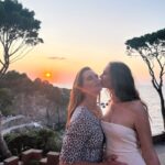 Brooke Shields Instagram - Not pictured: the Norovirus that ransacked & possessed our family for 3 days before this ☀️🌊🇮🇹🍋💕