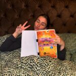 Brooke Vincent Instagram - & just like that it’s here! Tomorrow a new chapter for me begins. I’m back baby! Welcome Amy!! @syndicatetheplay Let’s go!🎭💫
