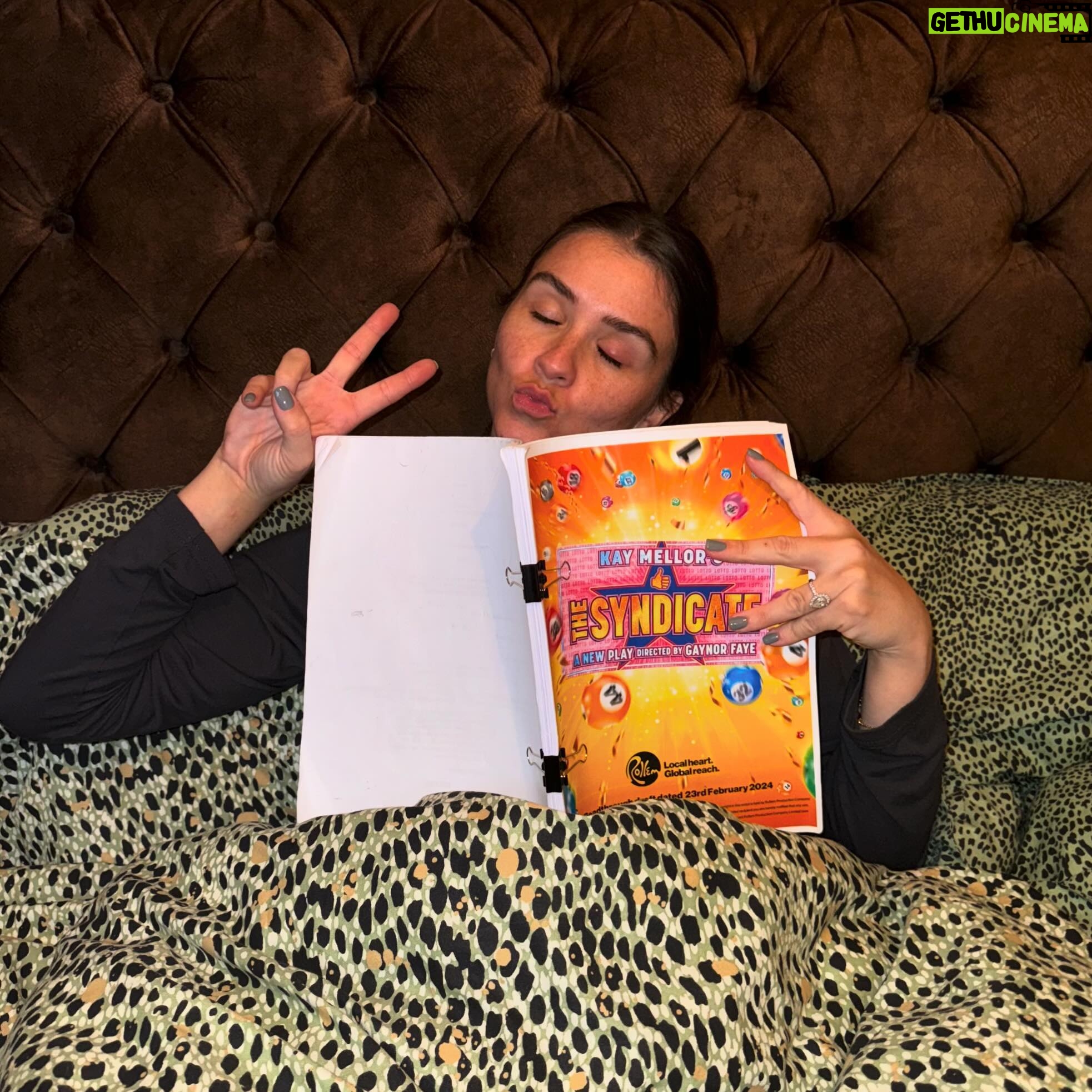 Brooke Vincent Instagram - & just like that it’s here! Tomorrow a new chapter for me begins. I’m back baby! Welcome Amy!! @syndicatetheplay Let’s go!🎭💫