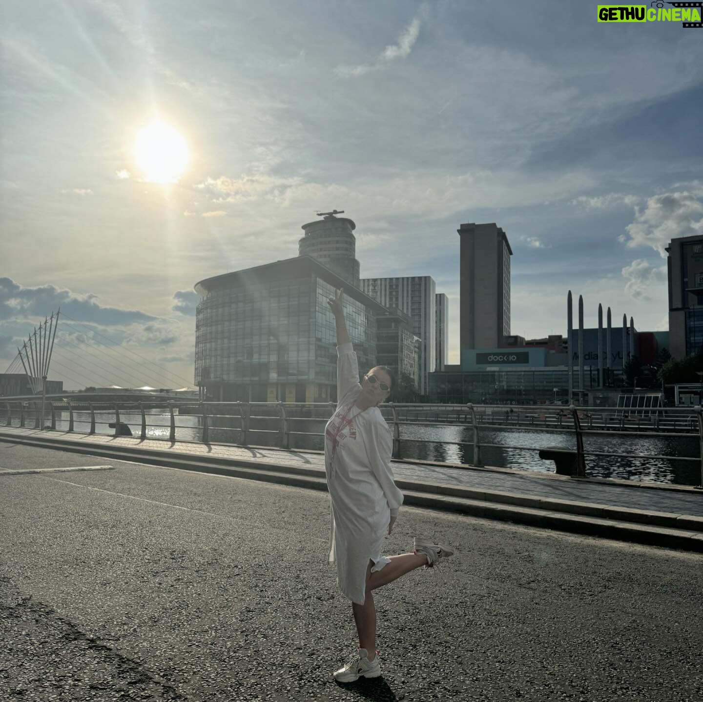 Brooke Vincent Instagram - The One๐ซ @syndicatetheplay TAKES MANCHESTER ๐ @the_lowry