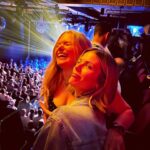 Brooklyn Decker Instagram – Blurry evenings where you belly laugh until 2 in the morning. Nothing better.