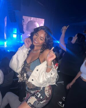 Brooklyn Queen Instagram - i’m not okay when we’re apart, but i pretend to be 🥹🤍 #bmb #lmg