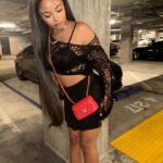 Brooklyn Queen Instagram - givenchy playin off the double Cs i be mixin & matchin… ❤️👀 #bmb #lmg