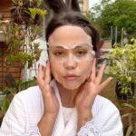 Bruna Carvalho Instagram – Mais um dia, mais uma dica de skincare por aqui ✨
Essa que eu usei é da @foreo_official