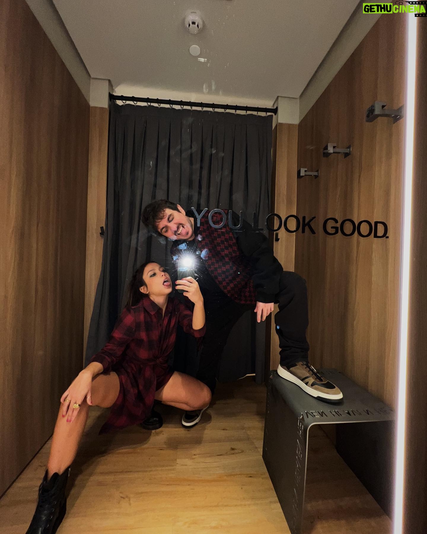 Bruna Carvalho Instagram - Dia dos namorados com @johnjohn #modernlove