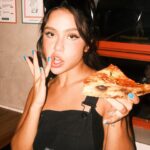 Bruna Carvalho Instagram - Girls dinner… girls girls dinner 🍽️ With @paulsboutiquepizza 📸: @leandro_bart
