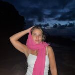 Bruna Carvalho Instagram – Qualquer dia de praia >>>>>>>>