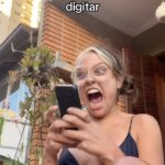Bruna Carvalho Instagram – Eu corto, não consigo digitar. Eu deixo crescer, também não consigo. 😫🤡