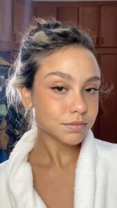 Bruna Carvalho Instagram - Make do caos 🌪️ Se me pedirem pra me maquiar em 5 minutos, essa é a maquiagem que eu faço.