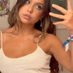 Bruna Carvalho Instagram – No caso, quis postar vários ☺️🤏🏽