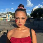Bruna Carvalho Instagram - Eu mto bonita pra n deixar registrado no feed esse look de carnaval ♥️☺️