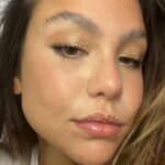 Bruna Carvalho Instagram – E vamos de tutorial com funk? Make pra usar em festival (tipo o @lollapaloozabr que ta chegando!!) e em qualquer lugar q vc quiser!