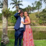 Bruna Carvalho Instagram – Ontem foi dia de casar a amiga @marjo_leite ✨ e rever os amigos q a gente ama ♥️ 

Vestido: @dress_and_go