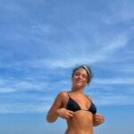 Bruna Carvalho Instagram - Feliz feliz ☀️☀️☀️☀️