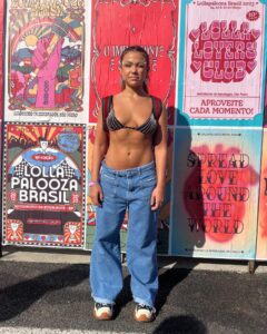 Bruna Carvalho Instagram - Compilado de beleza do Lolla ✨