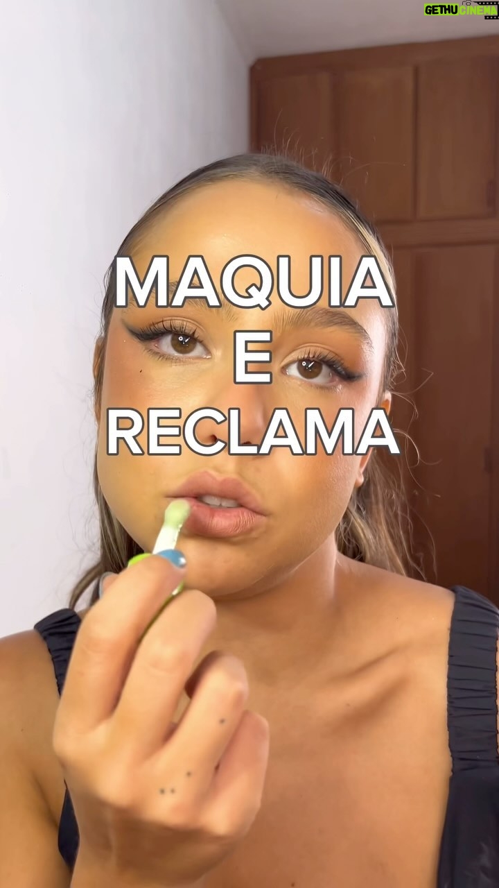 Bruna Carvalho Instagram - Relato de um dia que eu me arrumei toda pra sair de casa, e fiquei me sentindo feia š” alguĆ©m mais se sente ou sentiu assim?? O que vcs fazem pra āmelhorarā??