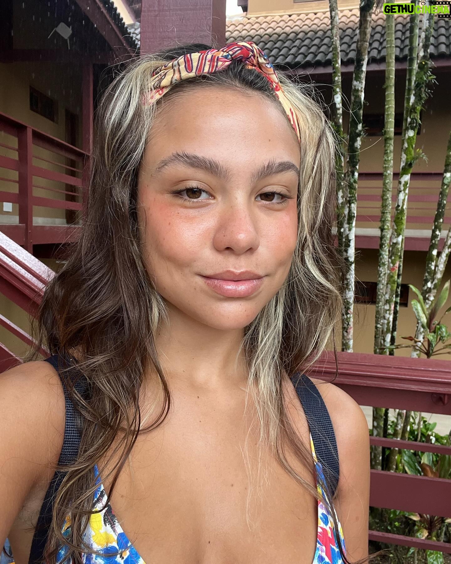 Bruna Carvalho Instagram - Ego trip pq eu ainda fico mais bonita no litoral 😽