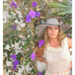 Bruna Lombardi Instagram – Flores aparecem pra nos lembrar de enfeitar a vida. 

#natureza 
#flores 
#vida