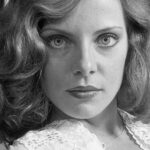 Bruna Lombardi Instagram – Ensaio com clima hollywood de cinema dos anos 40 dos filmes PB.

#brunalombardi
#redefelicidade
#photoshoot
#tbt