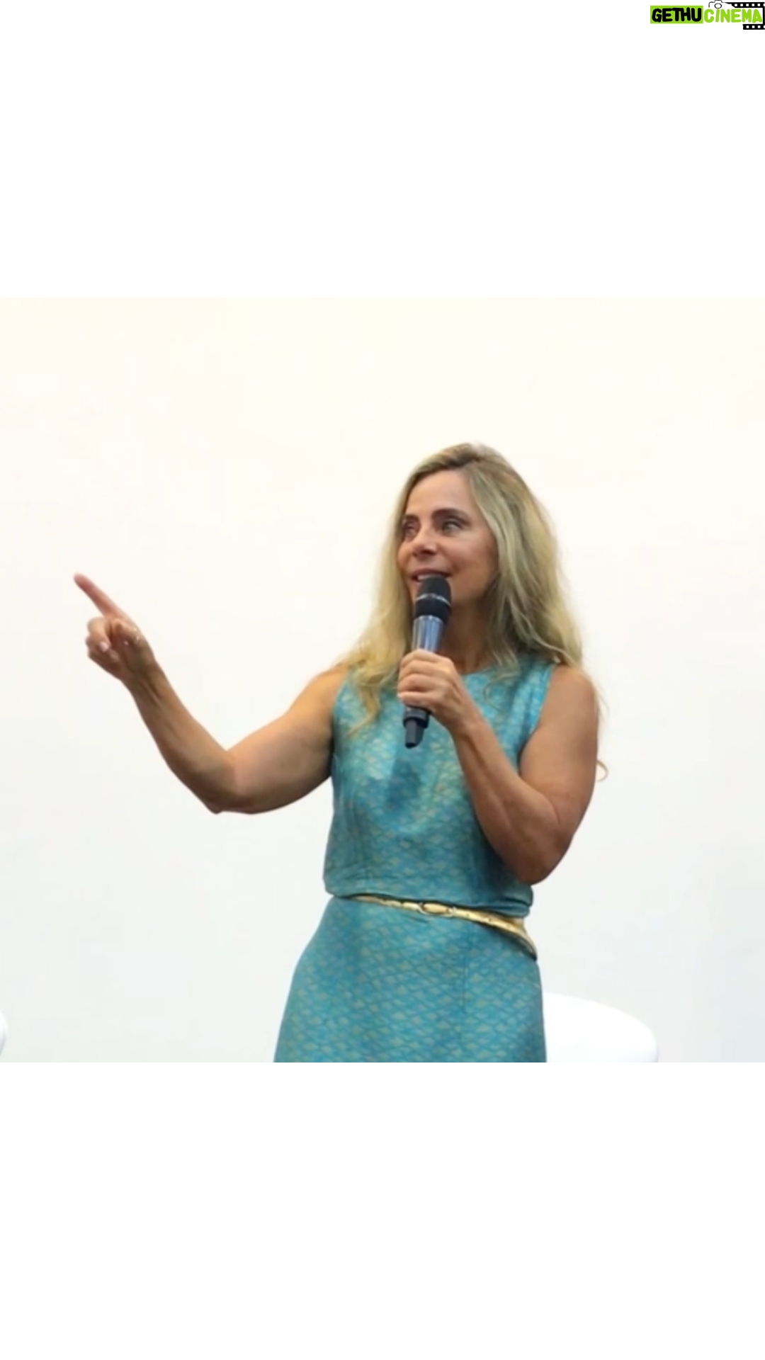 Bruna Lombardi Instagram - Você precisa sempre se lembrar tudo o que conseguiu vencer e superar pra chegar até aqui são vitórias. #vitoria #conquista #brunalombardi #redefelicidade #conhecimento #palestra