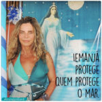 Bruna Lombardi Instagram – Amados, o mar é sagrado, é um bem muito precioso.
Hoje, Dia de Iemanjá, muita gente leva oferendas pra Rainha do Mar.
Por favor, lembrem de escolher objetos feitos com materiais biodegradáveis, que não sejam poluentes, e não usem nada de plástico!
O mar aceita flores, frutas e o seu cuidado.
Quem ama, cuida. Iemanjá agradece.
Um lindo dia pra todos!
Curta e compartilhe pra ajudar a cuidar dos nossos mares!
Um beijo,

#iemanja
#sagrado
#respeito
#cuidado
#natureza