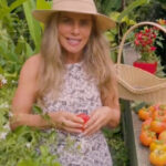 Bruna Lombardi Instagram – A nossa colheita generosa da árvore aqui de casa…

#brunalombardi
#redefelicidade
#natureza