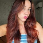 Bruna Vieira Instagram – Semana passada pedi pro @vinicatucci atualizar o corte, tirar as pontinhas e chegamos a conclusão que esse ruivo deu muito certo pro meu tom de pele. Vocês estão gostando dessa fase do meu cabelo? Eu tô tãOooOoOoOo feliz! 🍒🤎🍓🐻