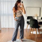 Bruna Vieira Instagram - Último dia do mês e um recap dos looks que usei. Era pra ter mais casaco, mas esse outono não tá colaborando. Qual foi seu fav dessa vez? Me conta 👇🏻✨