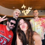 Bruna Vieira Instagram - fevereiro em encontros e sorrisos 🍿🦋✈️🫰🏻