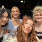 Bruna Vieira Instagram - Última sequência de fotos antes da estreia da nova temporada de #Bridgerton 🐝✨🪞