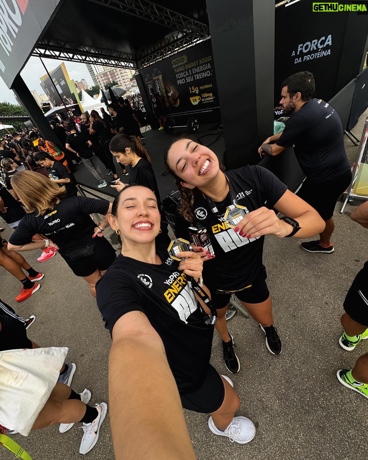 Bruna Vieira Instagram - Voltar no bairro que eu morei há tantos anos pra correr 10km ☑️