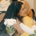 Buçe Buse Kahraman Instagram - Anneler Günü kutlu olsun! 🤍 Pandora ile anne sevgisini bir gün değil her gün hissediyorum. Çünkü unutulmaz anılarımı mücevherlerimde daima yanımda taşıyorum. #BeLove #ShotforPandora #işbirliği @theofficialpandora