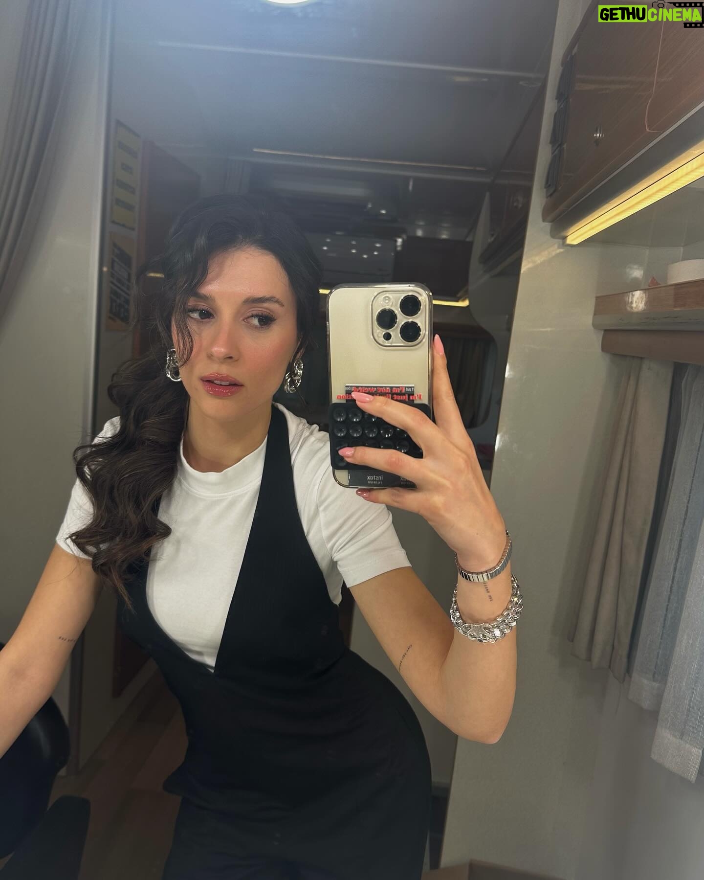 Buçe Buse Kahraman Instagram - sıralama bana ait değildir🙌🏻