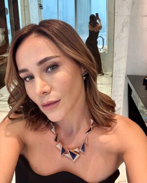 Burçin Terzioğlu Instagram - ✨