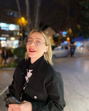 Burçin Terzioğlu Instagram - 💋