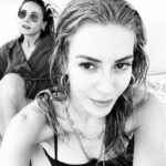 Burçin Terzioğlu Instagram - Kardeşim,dostum, yoldaşım🤍İyi ki doğdun. Seni çok seviyorum #kıymetlim @sinemkobal ♥️