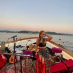 Burçin Terzioğlu Instagram - Sahane bir aksam. Goose on the water 🧡