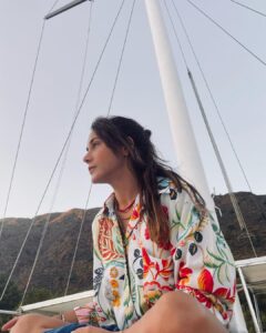 Burçin Terzioğlu Instagram - 🧡⛵️